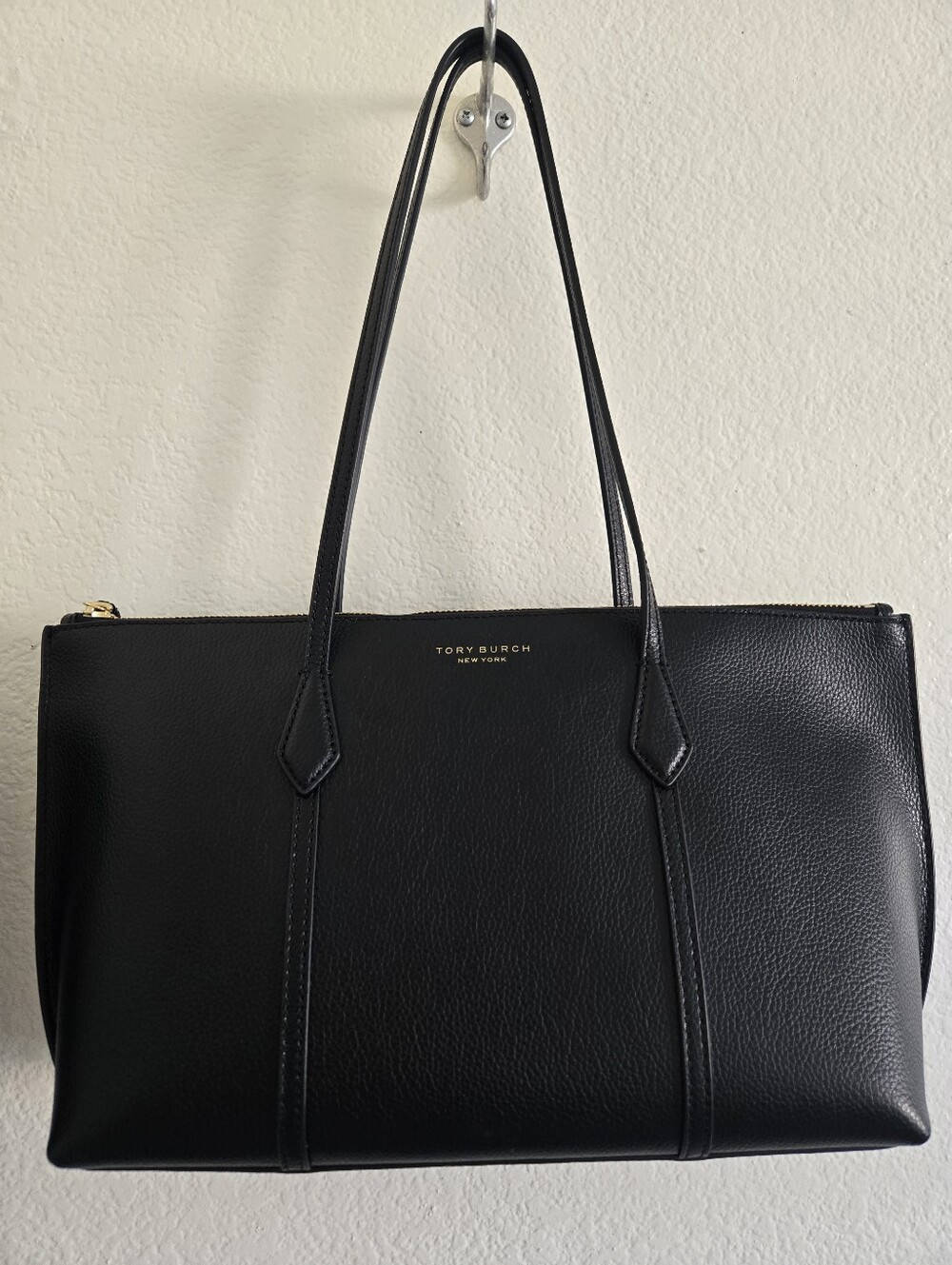 Tory Burch Small Perry Zip Tote